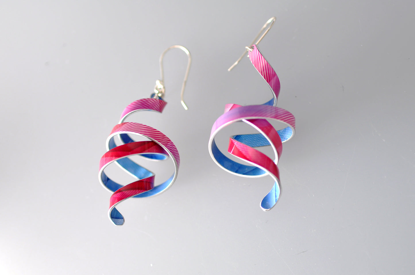 Curly Earrings - Red and Blue