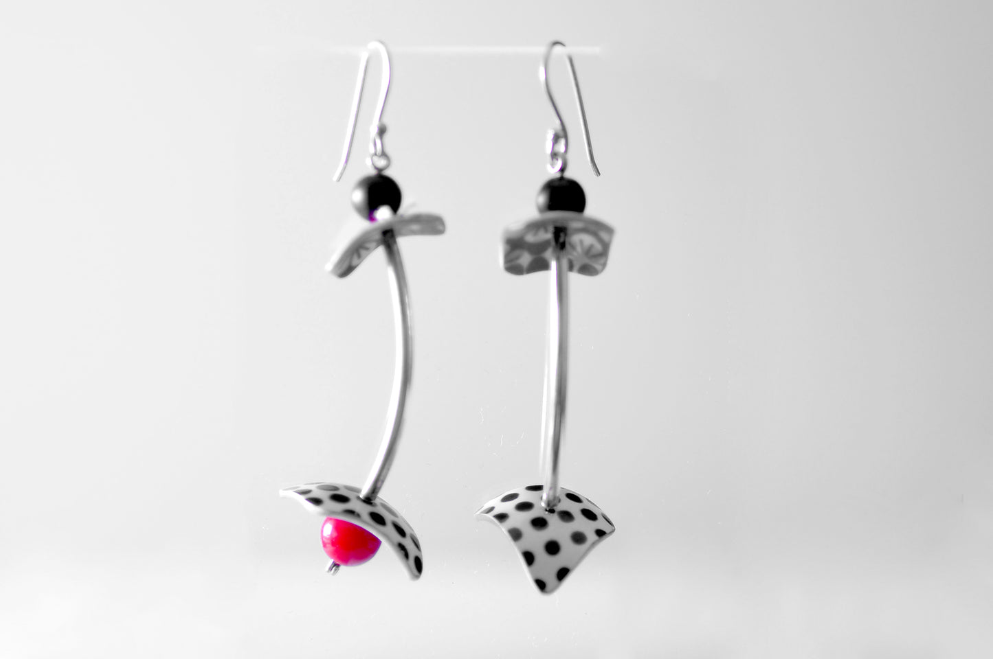 Tube Earrings - Black and white